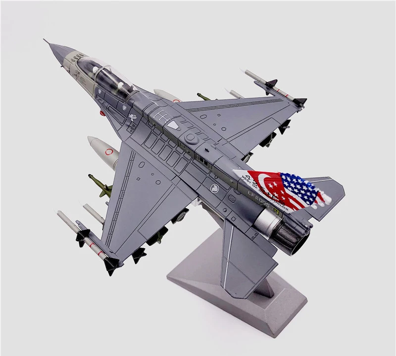 Редкие Специальное предложение 1: 72 F 16D блок 52 модель истребителя Сингапур ВВС