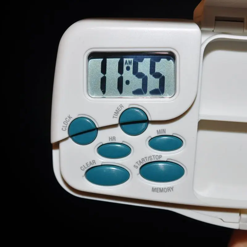 Умный чехол для таблеток с таймером и отсек ежедневная электронная медицина