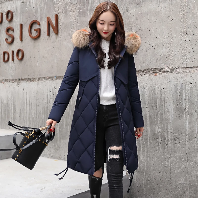 Верхняя одежда для женщин зимняя куртка длинная теплая женская с капюшоном и