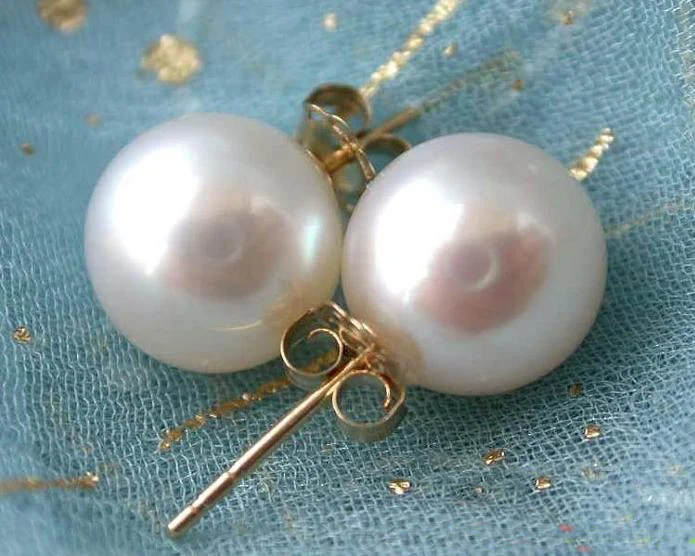 

Genuine Pearl Earrings 9mm White Color Round Freshwater Pearl Stud Earrings Perfect Lady's Gift Jewelry Free Shipping