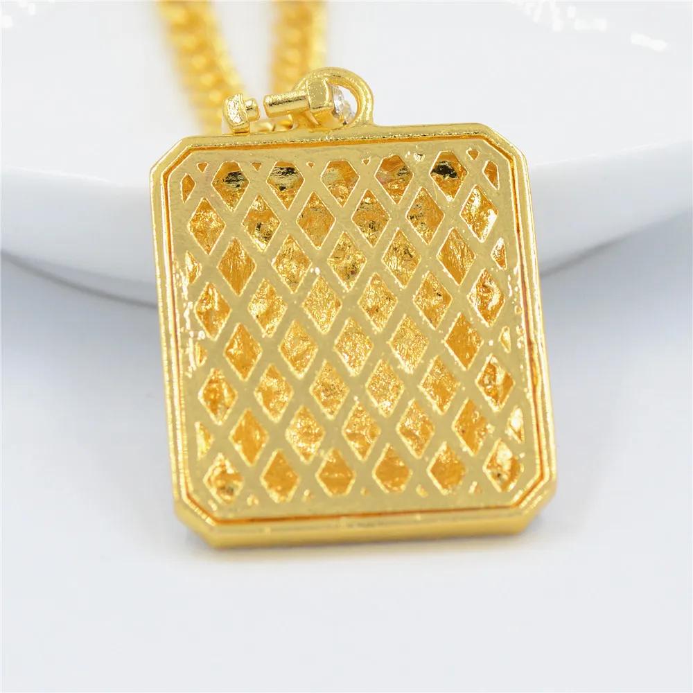 Мужское ожерелье в армейском стиле позолоченное и серебряное с подвеской виде