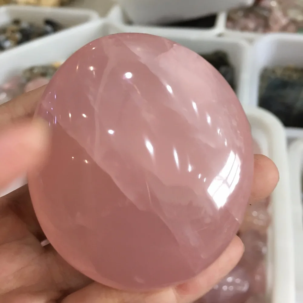 Натуральный розовый кристалл драгоценный камень полировка оригинальное лечение