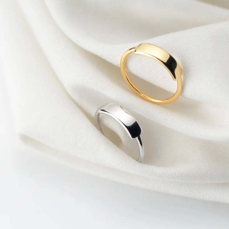 

Кольцо из серебра 100% пробы с гладкой поверхностью, 1 шт.