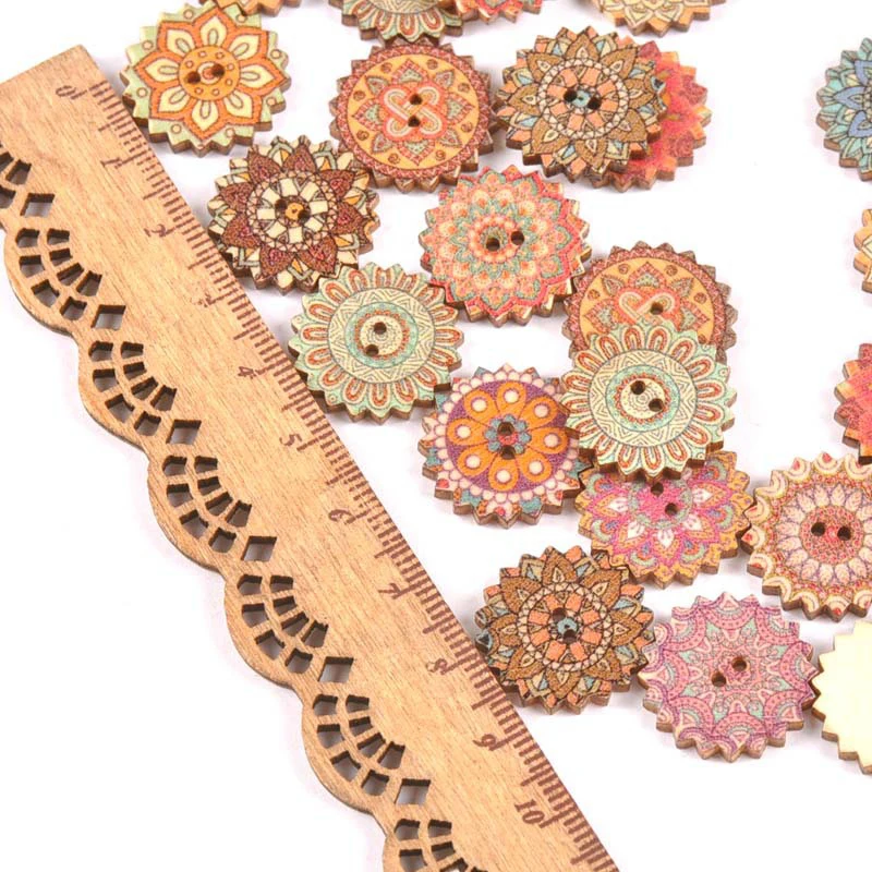 Sewing Accessories High Quality Popular Hot Sale Clothing Crafts Painted Sewing Gear Handwork 20PCS/Lot Wood Buttons