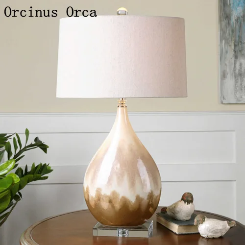 

Высококачественная керамическая Настольная лампа с жемчужной глазурью, прикроватная лампа для спальни, постмодернистская креативная деко...