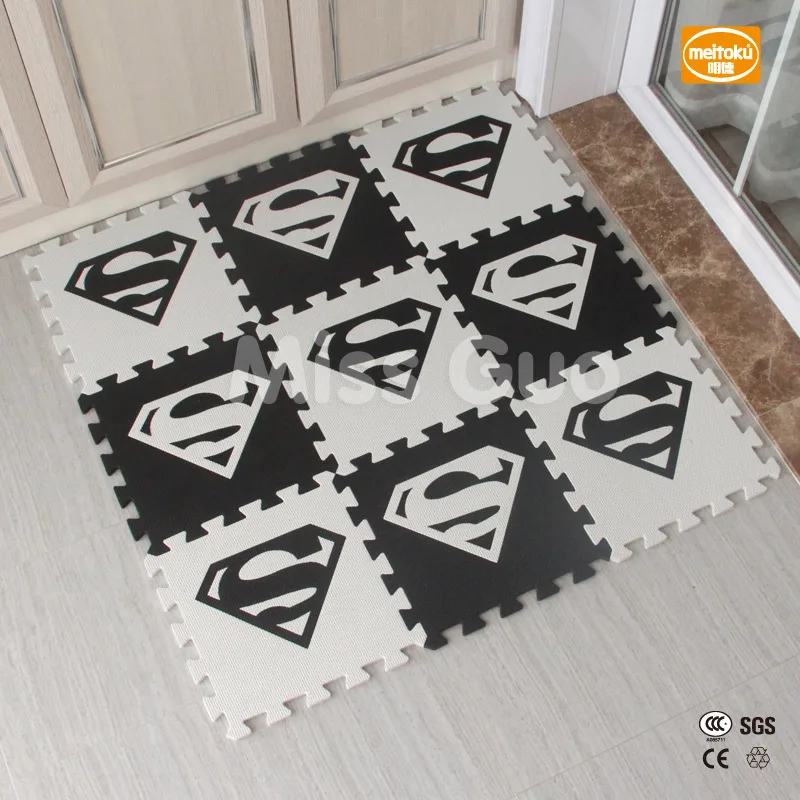 Meitoku baby EVA foam puzzle play mat/lot Interlocking Exercise floor mat per 30cmX30cm 1cmThick/ Superman/ /10pcs |