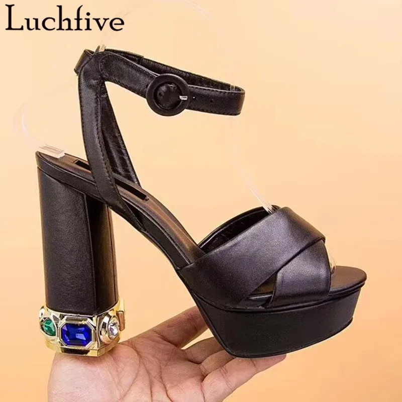 black leather Новинка; Серебристые Босоножки с открытым носком; туфли на платформе на высоком массивном каблуке с кристаллами; женские пряжки на ремешке; Летние босоножки; Mujer; - Цвет: black leather
