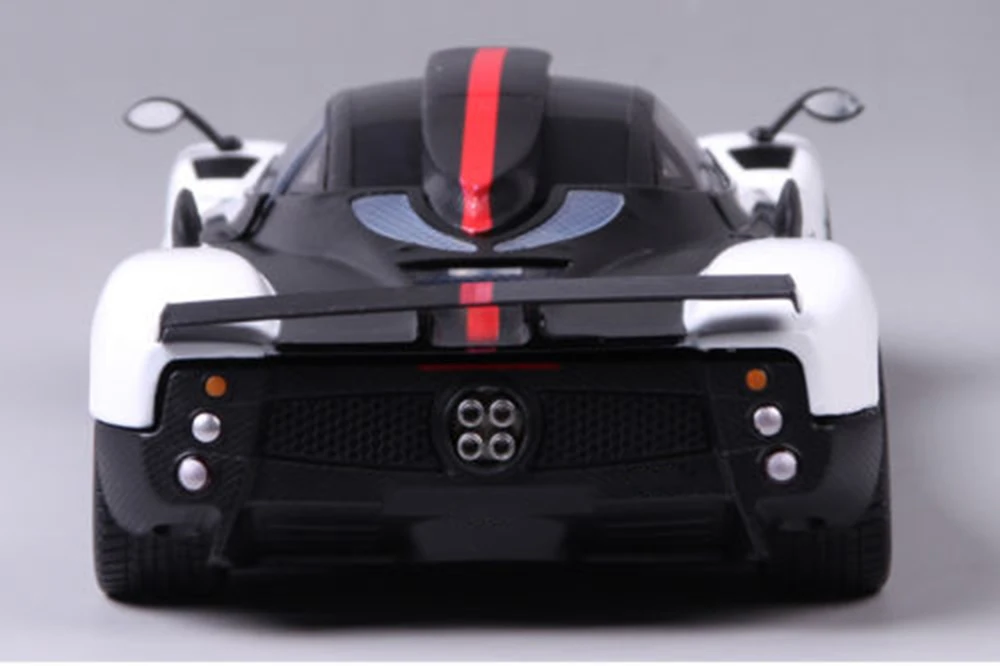 Новинка, игрушечная машинка, литье под давлением, соотношение 1:18, Pagani Huayra, игрушечная машинка для сына, модель, игрушечная машинка, коллекция 1/18 автомобилей