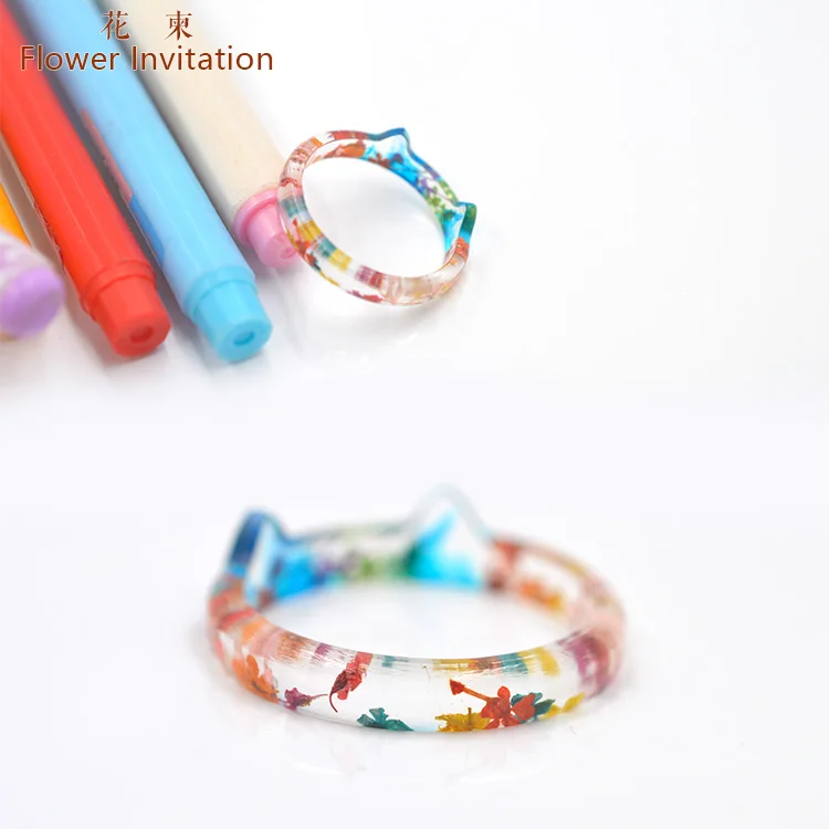 Кольцо с высушенными цветами и листьями из смолы | Украшения аксессуары