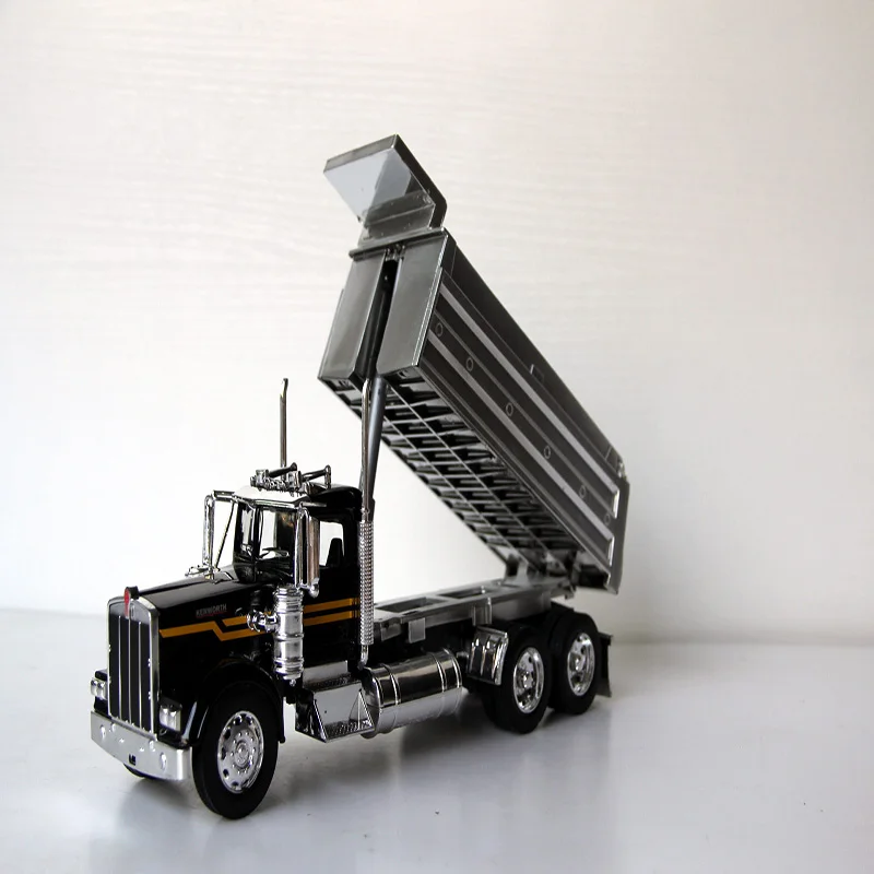 1/32 Реплика классический черный Kenworth сплав модель коллекция украшение литой