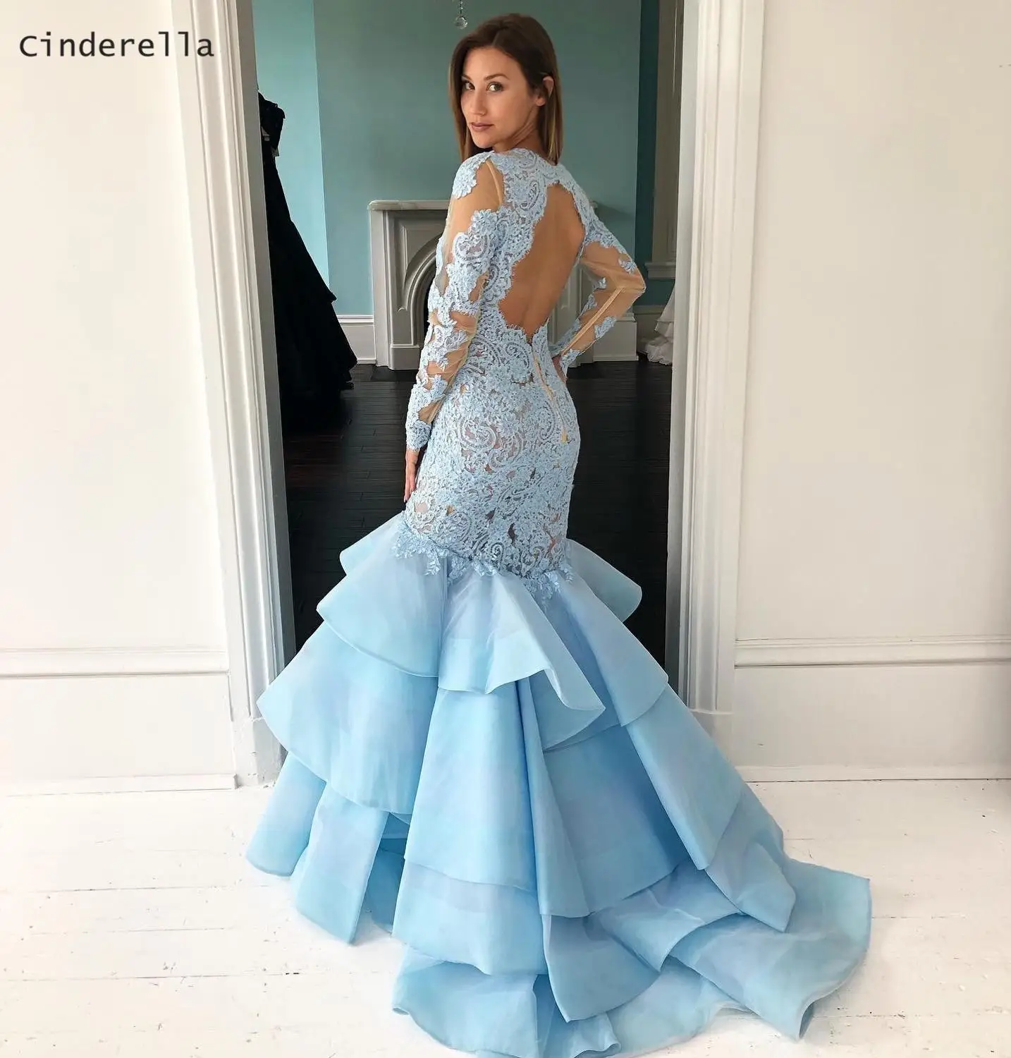 Детское голубое платье Золушки с длинными рукавами и вырезом на спине