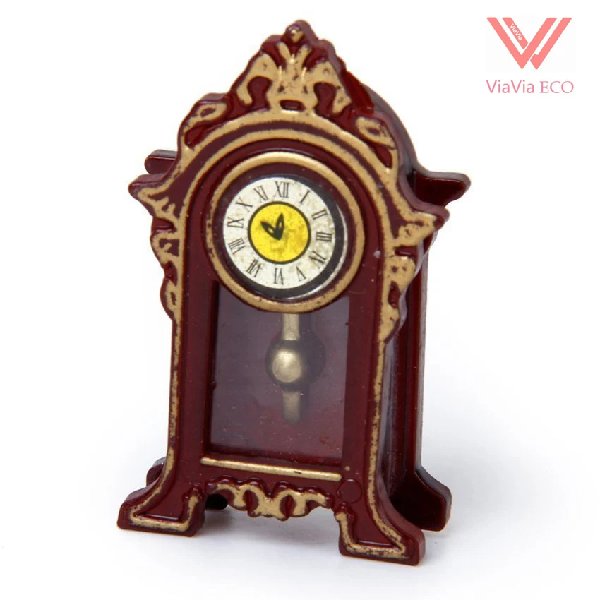 

oMoToys Classic Design Dollhouse Clock Miniature 1:12 Wooden Desk Timer Clock
