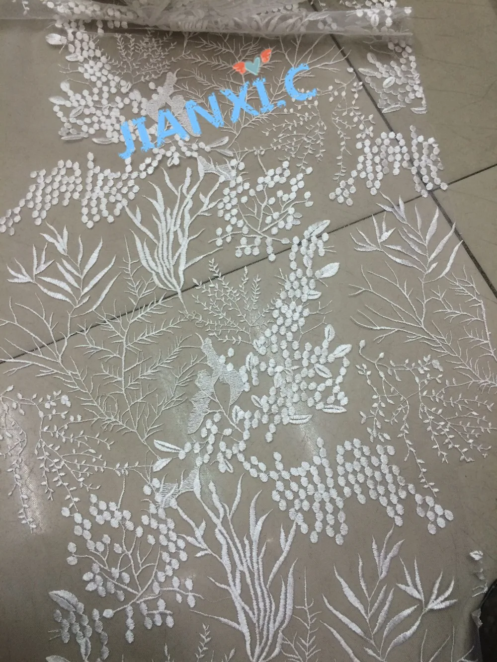 Вышитая кружевная ткань с камнями французское Сетчатое кружево для свадебного