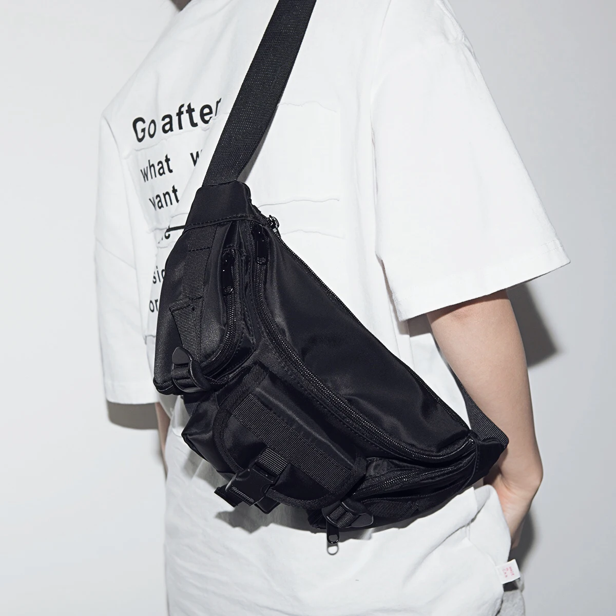 Мужская нагрудная сумка из водоотталкивающего материала 019 | Багаж и сумки