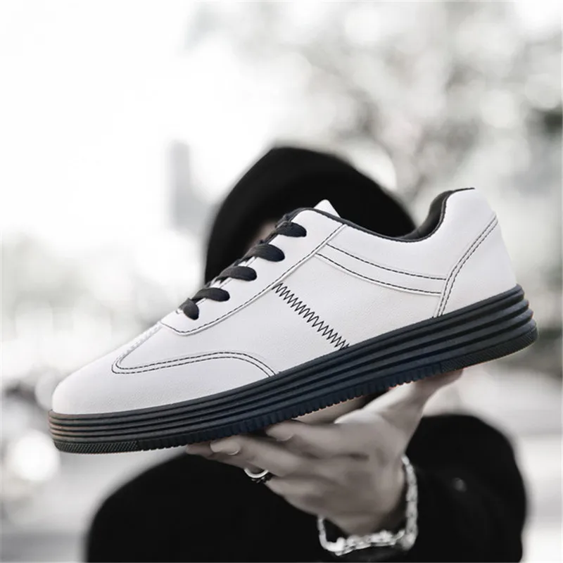 

Men's Vulcanize Shoes Men Spring Autumn Top Fashion Sneakers Lace-up Style Solid Colors Man Shoes Fashion Casual Shoes Sneakers