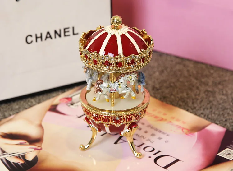 Музыкальная шкатулка с каруселем XXXG музыкальная подарок на день Святого