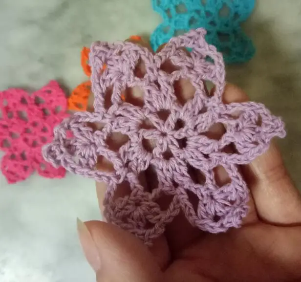 Ручной работы маленький цветок хлопок крючком DIY патч утюг на нашивки для шитья значки аппликаций в полоску стикер кружева гипюр ткань Декор