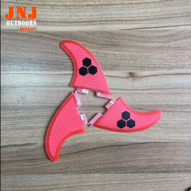 

red perfect fit FCS II fins made of resin and fiberglass honeycomb for surfing 002 size M