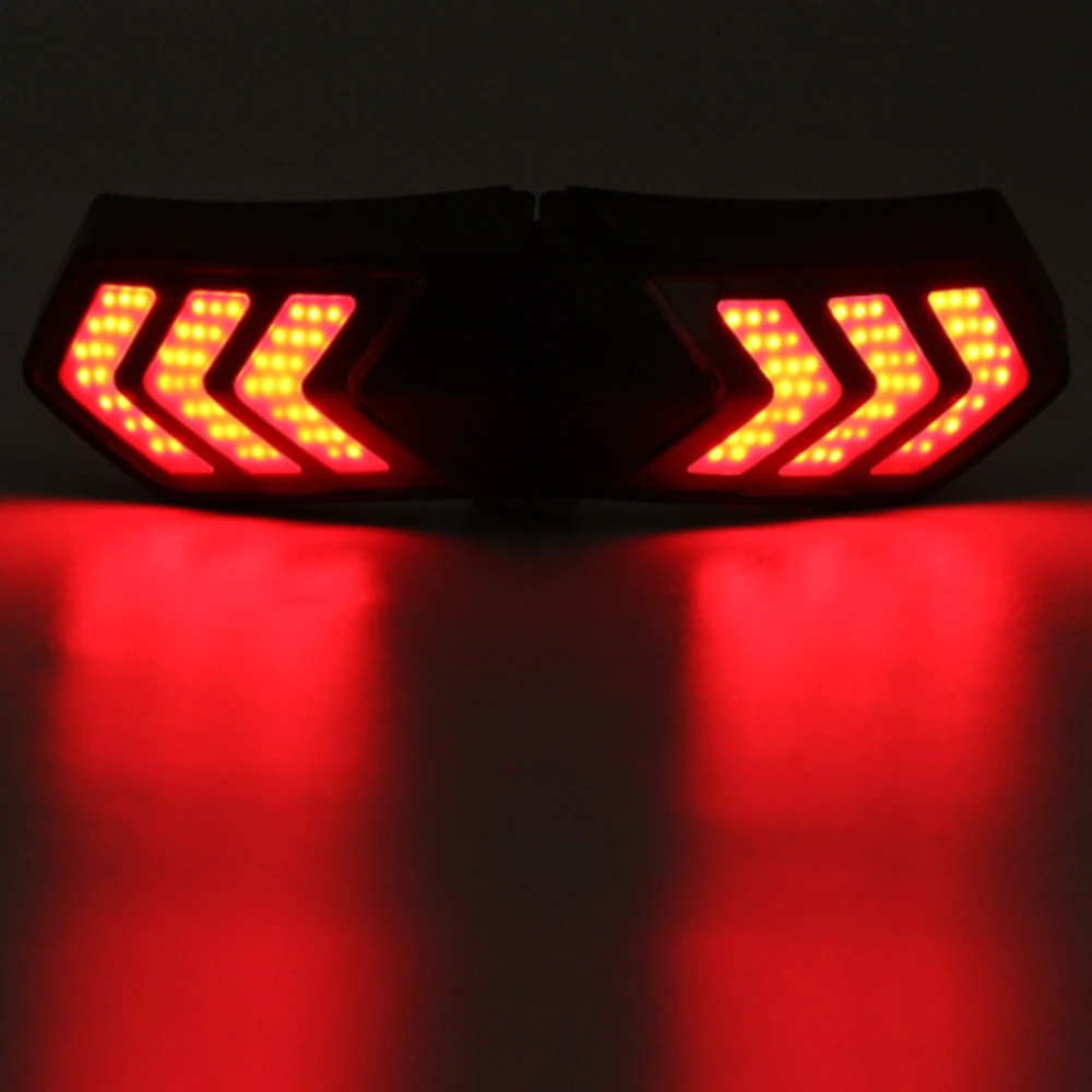 12V Wireless Motorcycle LED Smart Brake Light Turn Signal Indicators For Universal Helmet |
