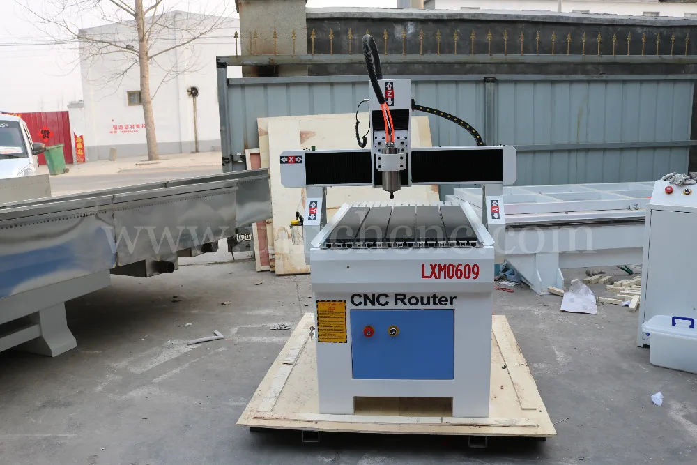 Высокое качество мини рабочего стола 3d фрезерный станок с чпу 6090/cnc router машина |