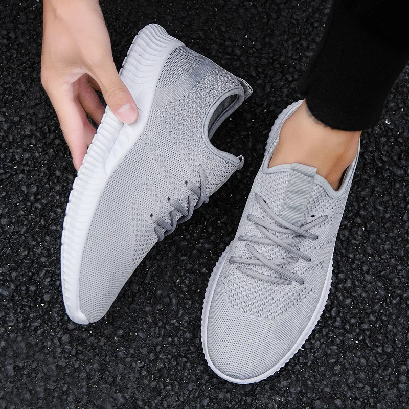 Легкие дешевые кроссовки для мужчин летние дышащие уличные спортивные мужская