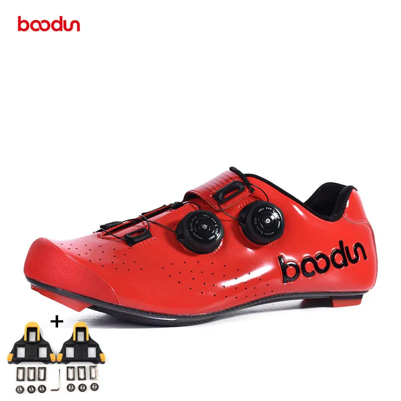 red with cleats Кроссовки, новинка, самоблокирующиеся, углеродное волокно, обувь для шоссейного велоспорта, мужская, для езды на велосипеде, спортивная обувь, для велосипеда, дышащие, сверхлегкие кроссовки - Цвет: red with cleats