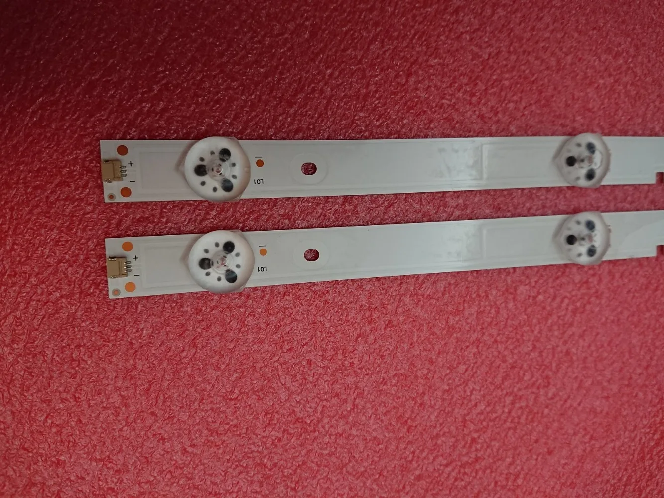 

New Kit 2 PCS 6LED 595mm LED backlight strip for LED32N2000 LED32EC350A JL.D32061330-003BS-M JL.D32061330-003BS-W