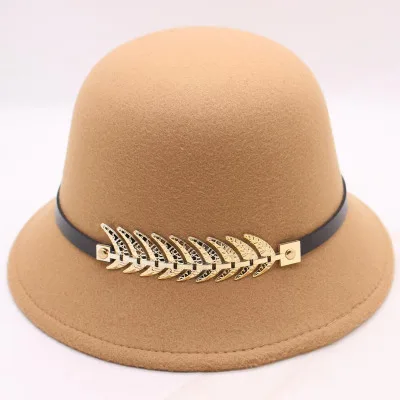 khaki New 9 Colours Winter Autumn Imitation Woolen Fedoras Cap Basin of Dome Woolen Cloth Hat Female Cloth Basin Cap Fedora - Цвет: khaki