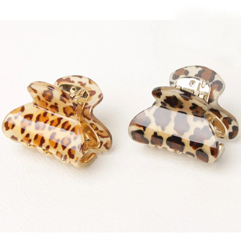 

Fashion Women Acrylic Leopard Hair Clip Female Girls Hair Claws Hairpin Accessories 4 Sizes