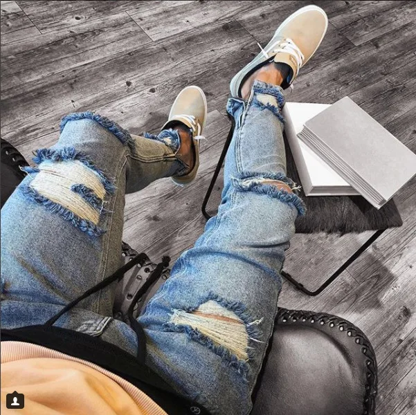 

Men Stretchy Ripped Skinny Biker Embroidery Print Jeans Destroyed Hole Taped Slim Fit Denim Scratched High Quality Jean