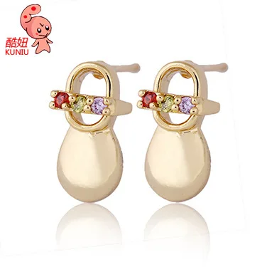 Геометрическая форма серьги гвоздики для женщин Циркон металлический материал