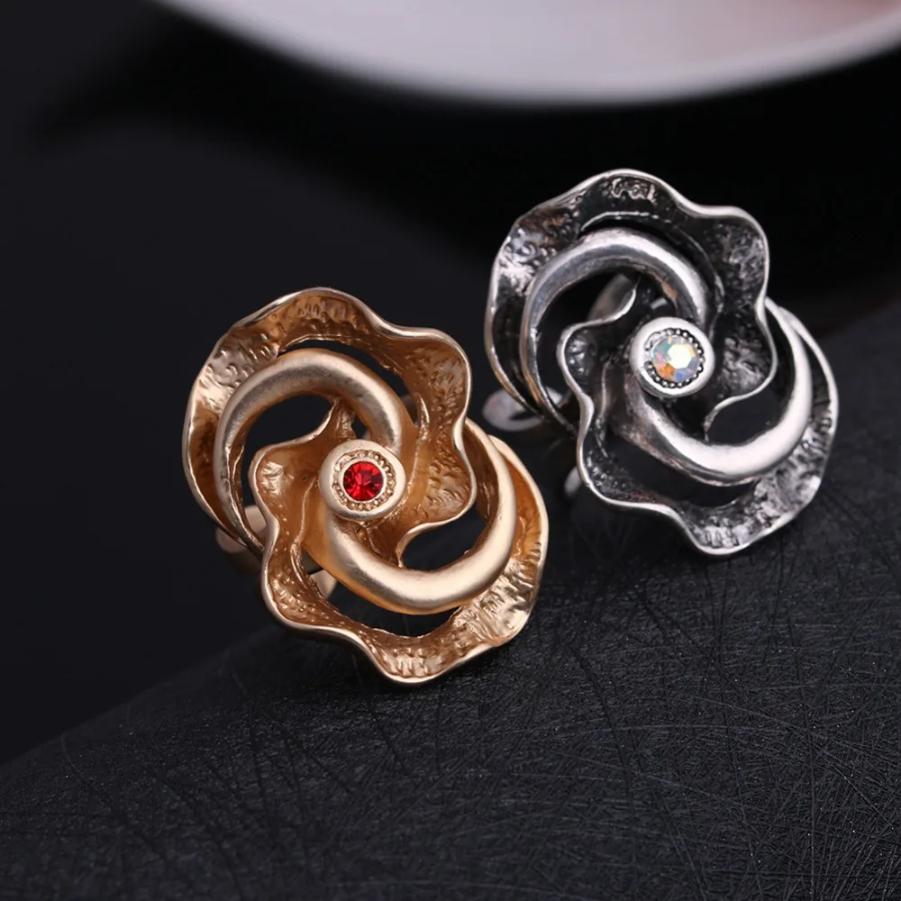 

JUJIE Flower Shape Wedding Crystal Rings