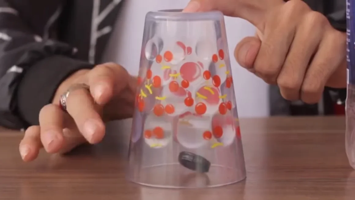

FYL By Nguyen Long -Magic Tricks