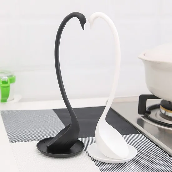 

1SET Swan Ladle Spoons Unique Swan Shaped PP Ladle Special Swan Spoon Useful Kitchen Cooking Tool Plastic Ladle Worldwide KW 020