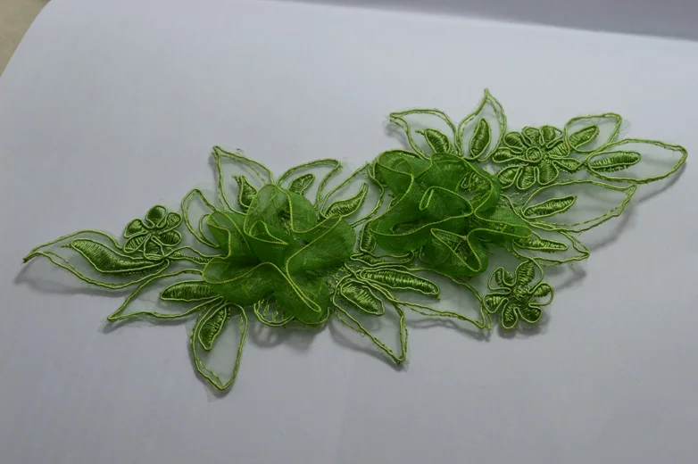 green 2 шт./лот) Новое поступление красивое свадебное платье украшенное множеством органзы цветочной аппликацией пришитые кружевные нашивки - Цвет: green