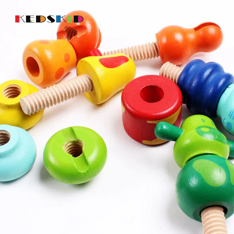 Random style Removable wooden nut combination blocks assembled for children hands Train children's hand eye coordination | Игрушки и