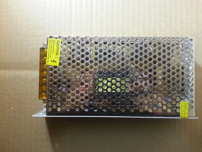 Высокое качество помещении камеры наблюдения посвященный питания 12V10A