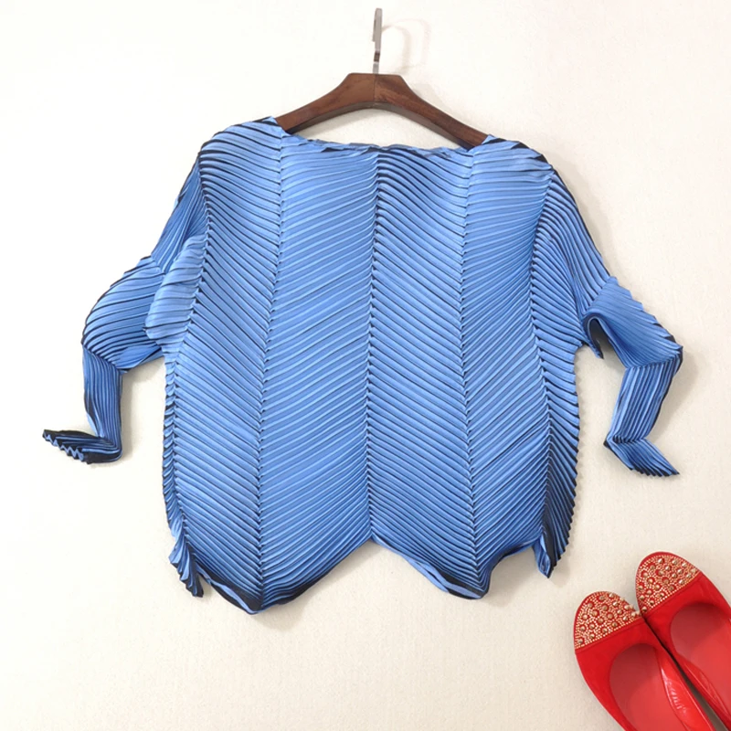 Changpleat Весенняя полосатая Свободная Женская футболка Miyak плиссированная с вырезом лодочкой 3/4 рукав большой размер женские футболки модный тренд T9
