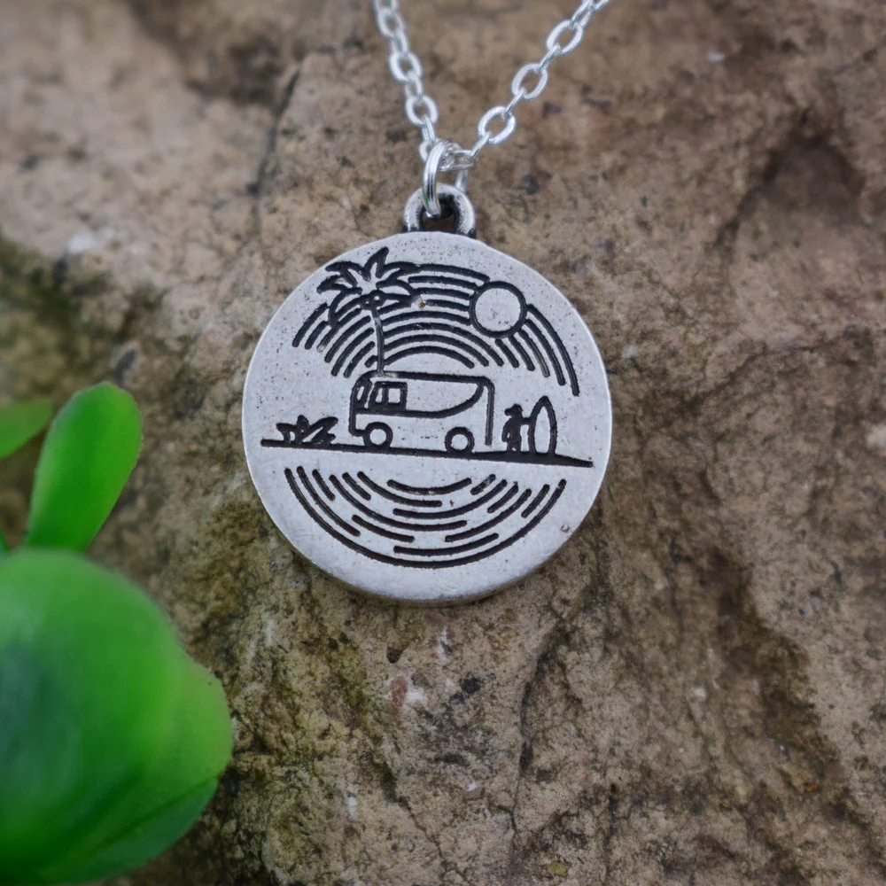 SanLan Серфер ожерелье ждет идеальных волн ювелирные изделия с автобусом