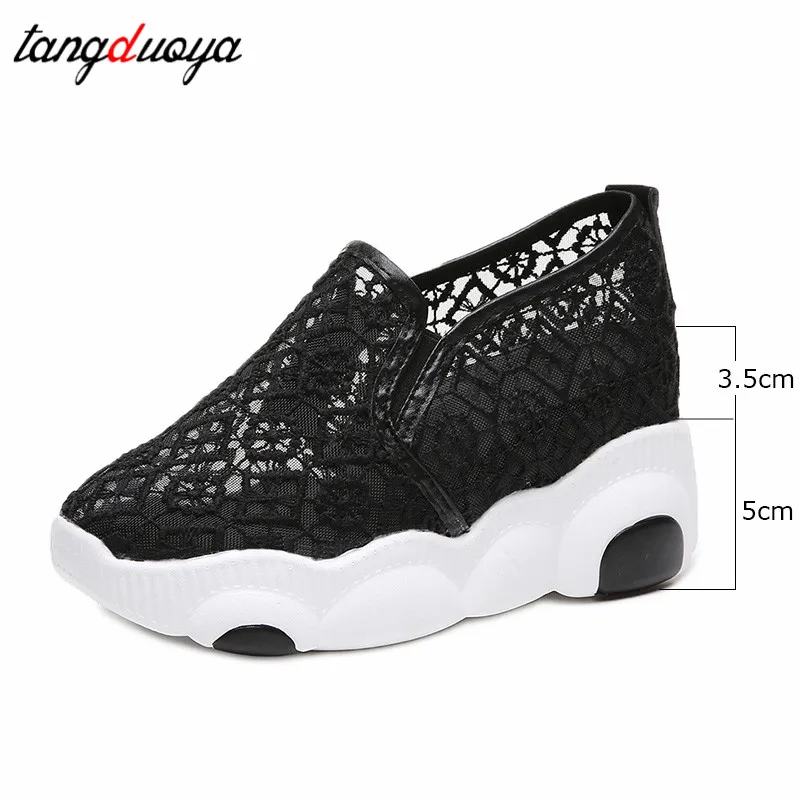 Летняя женская обувь на платформе танкетке коллекция 2019 года сетчатая дышащая