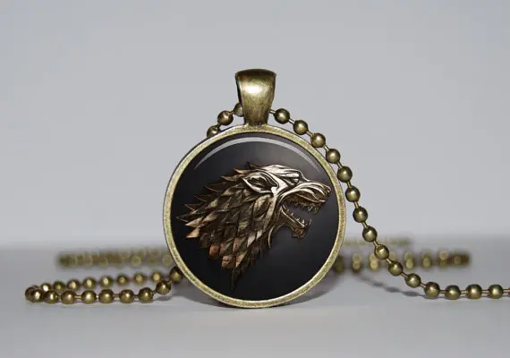 Цепочка волка драма США игра ожерелье троны Песнь Льда и кулон с огнем 1 шт./лот