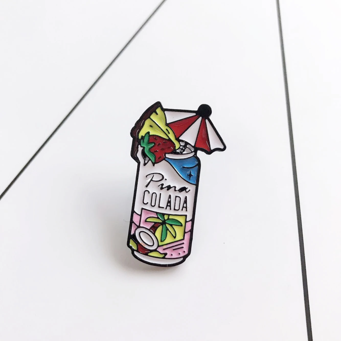 Модные Коктейльные Броши для женщин PINA COLADA Кокосовая роща аромат Коктейльная брошь, эмалированный штифт джинсовые куртки воротник значок