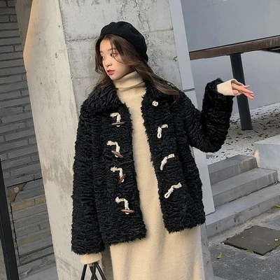 

New Style High-end Fashion Women Faux Fur Coat 18C34