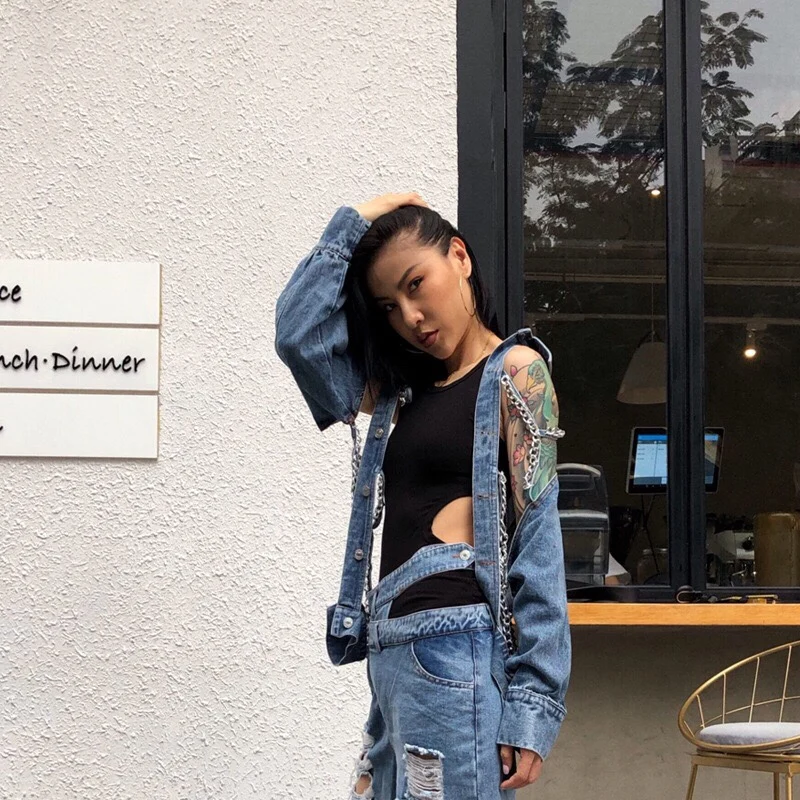 Модная Лоскутная джинсовая куртка с цепочками женские куртки отворотом длинным