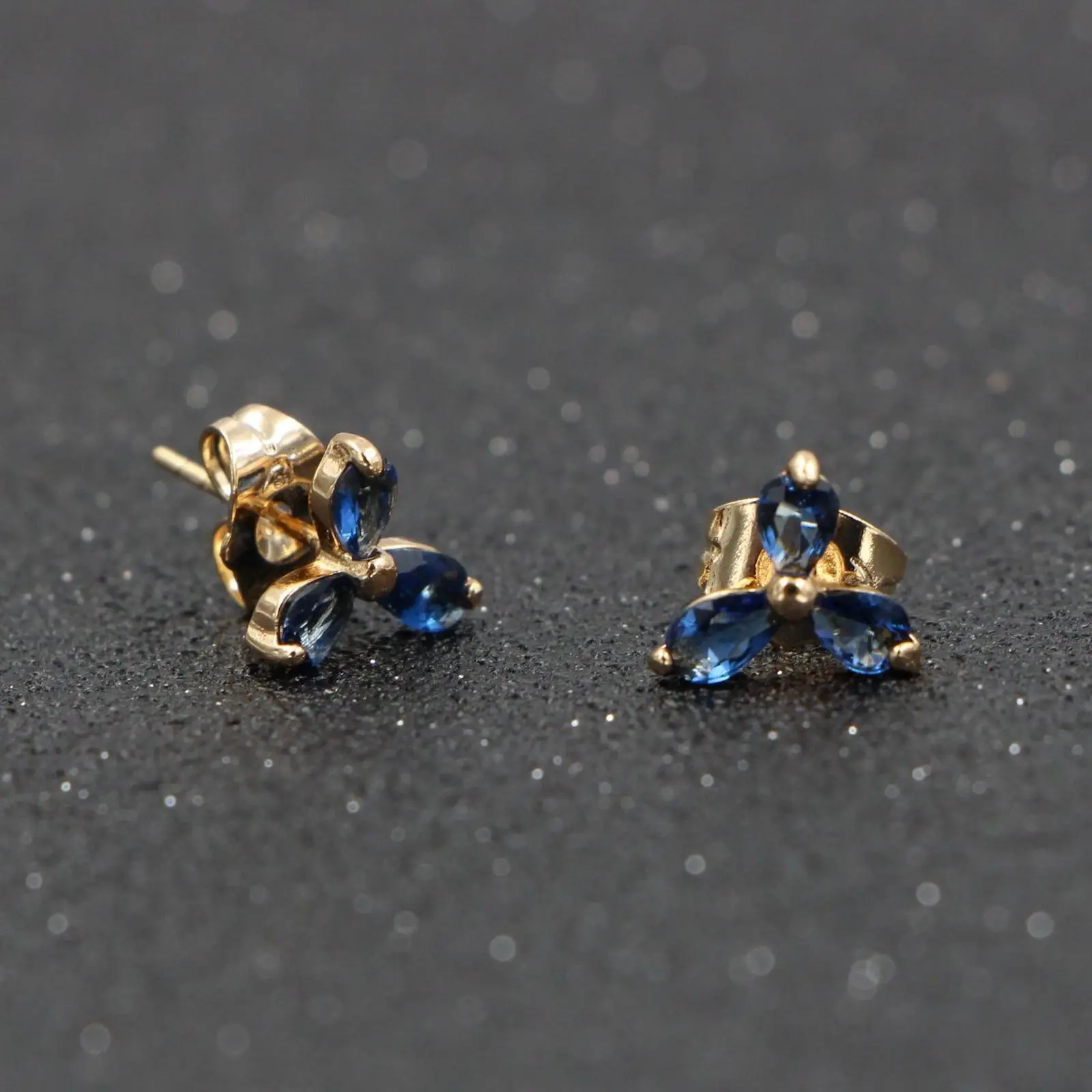 Женские серьги гвоздики HeeZen с фианитом из голубого камня модные ювелирные