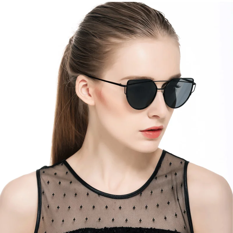 

Oversized Sunglasses Woman Luxury Sunglasses Ladies Vintage Sun glasses Feminine Glasses Cat Shades for Women Fashionable Brand