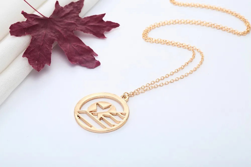 Cxwind Jewellery стуцкая Капитан Америка солдат Вдохновленный символ Цепочки и ожерелья