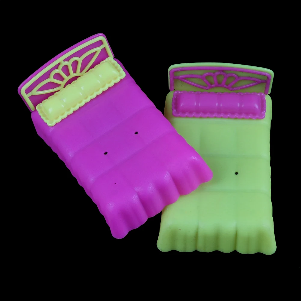 

1PCS Dollhouse Miniature Furniture Doll Bed for for new Sister Krissy Dolls Accessories Dollhouse Bedroom Decor Color Random