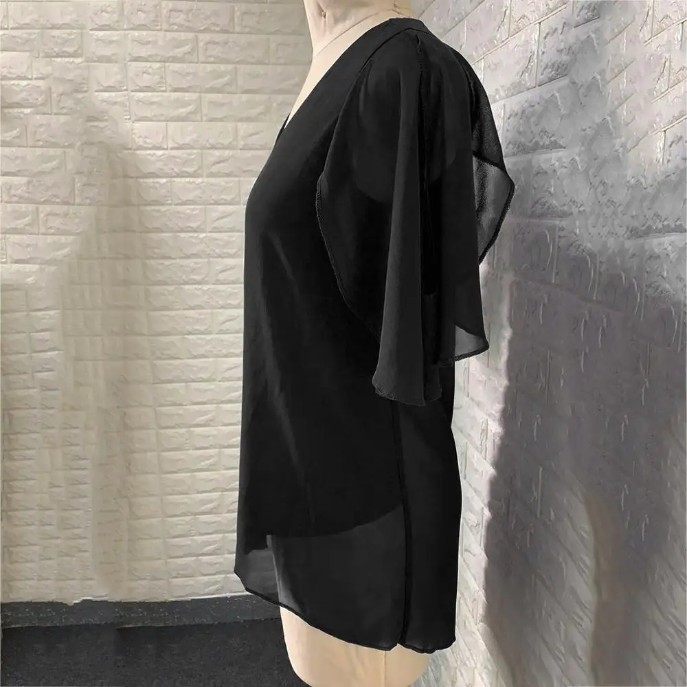 Женский топ с оборками и открытыми плечами туника вырезом лодочкой летняя