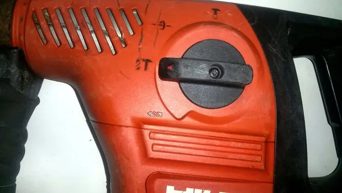HILTI Hilti TE 50 Free output multifunction hammer / drill fourth gear features a big impact |